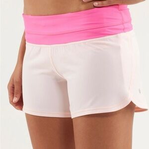 Lululemon Groovy Run Short
Parfait Pink / Pinkelicious  SZ 4